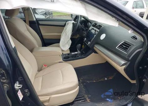 2018 Subaru Outback 2.5I Premium из США, поврежденный, VIN 4S4BSACC3J3283424